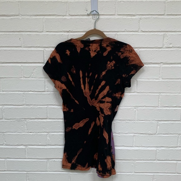 Restyled Y2k Bleached Rainbow Peace Sign T-Shirt - Picture 4 of 8